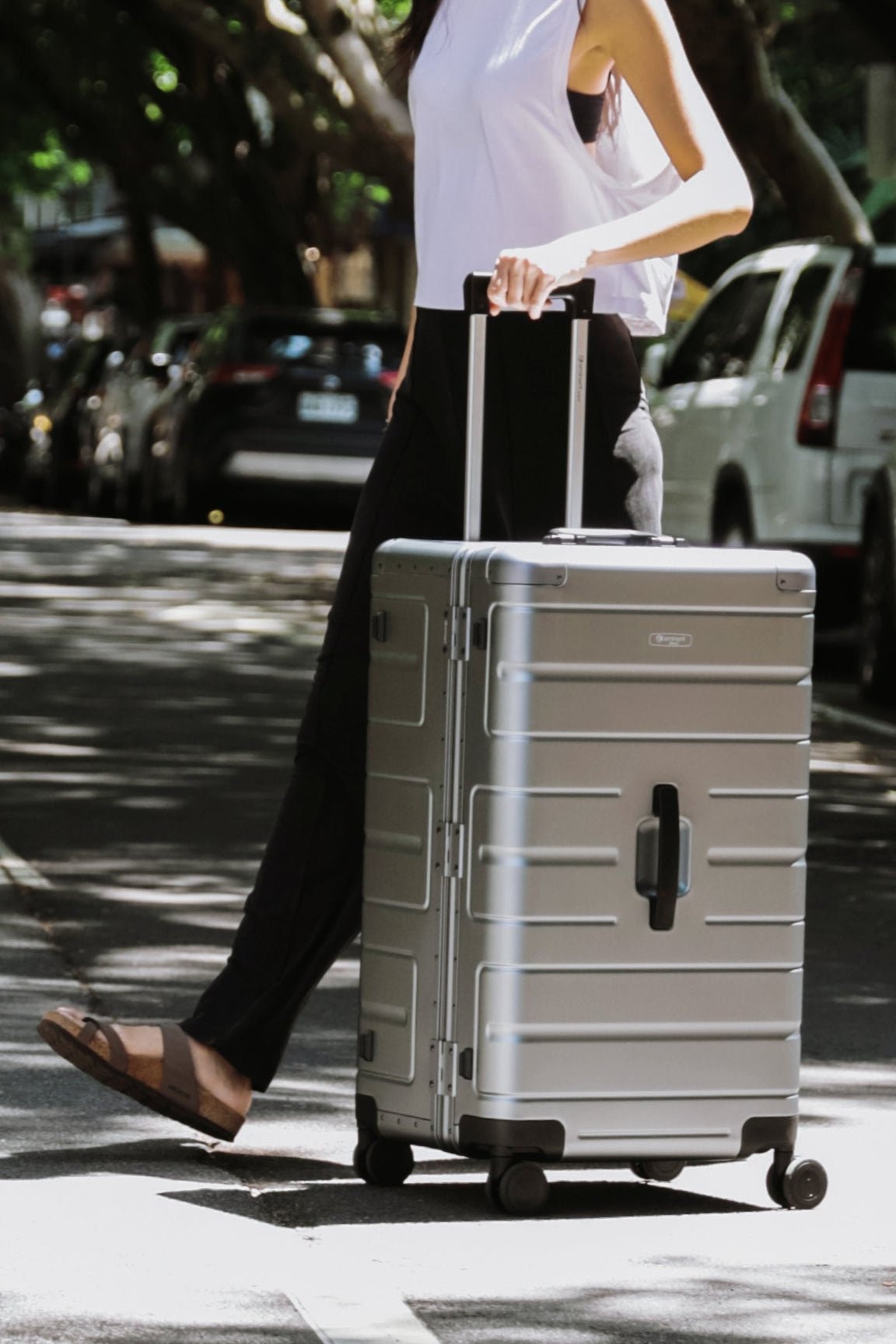 Athens - Trunk / Black Aluminum - Image 8